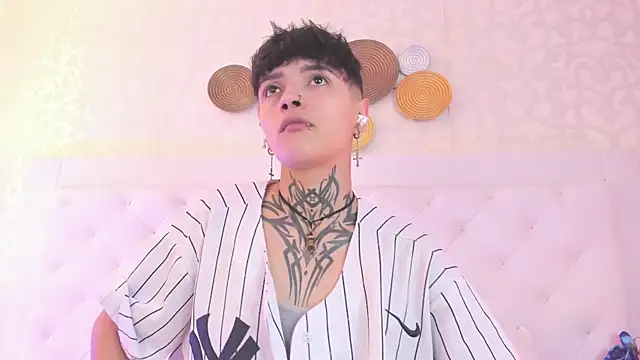 Snapshot of b3k_afrodict chatting on 03/03/26, 03:24 b3k afrodict online show from 03/03/26, 03:24