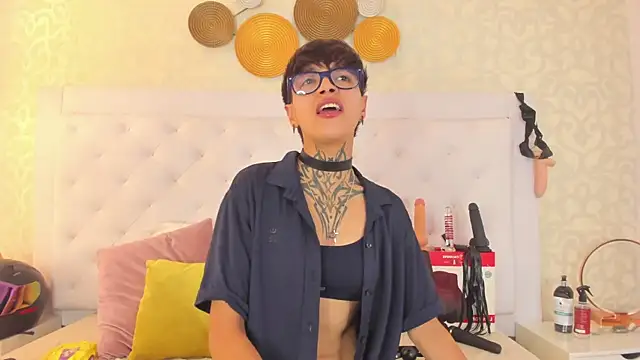 b3k afrodict online show from 10/19/25, 07:38