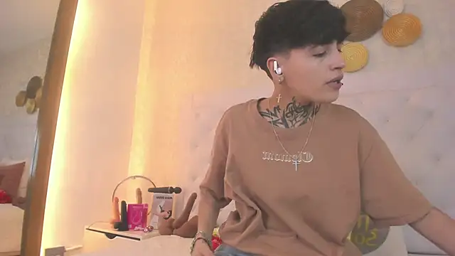 Snapshot of b3k_afrodict chatting on 02/11/26, 03:17 b3k afrodict online show from 02/11/26, 03:17