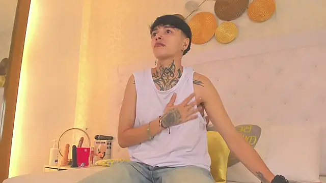 Snapshot of b3k_afrodict chatting on 02/03/26, 12:32 b3k afrodict online show from 02/03/26, 12:32