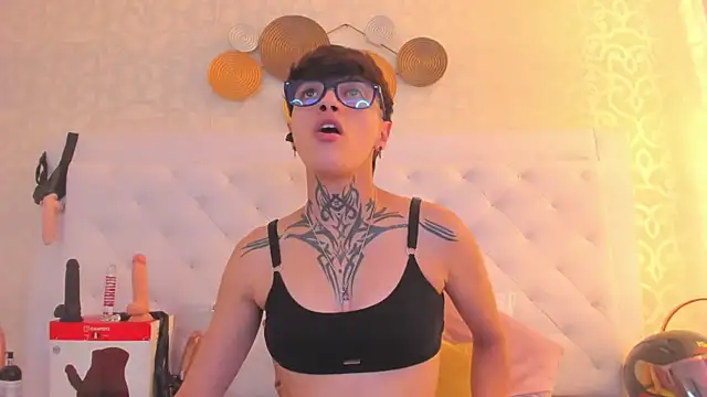 b3k afrodict online show from 10/25/25, 04:00