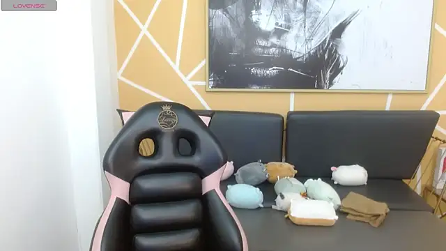 olivia russo  online show from 01/09/26, 08:16