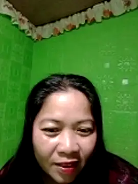 hottestmommm12345 online show from 11/17/25, 10:47