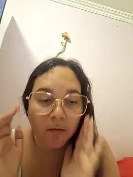 Snapshot of Nicollevega888 chatting on 10/31/25, 02:08 Nicollevega888 online show from 10/31/25, 02:08