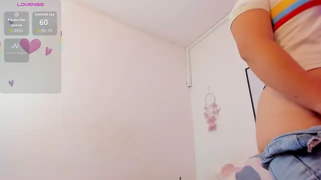 yunna7 online show from 01/14/26, 11:47