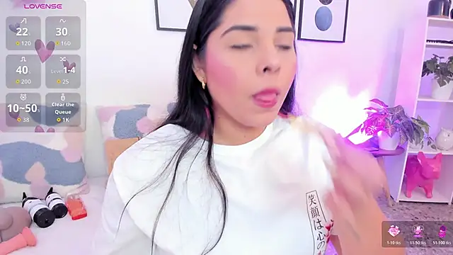 yunna7 online show from 11/08/25, 11:36