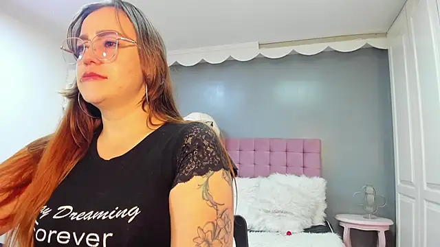 Tammy parker  online show from 10/27/25, 07:31