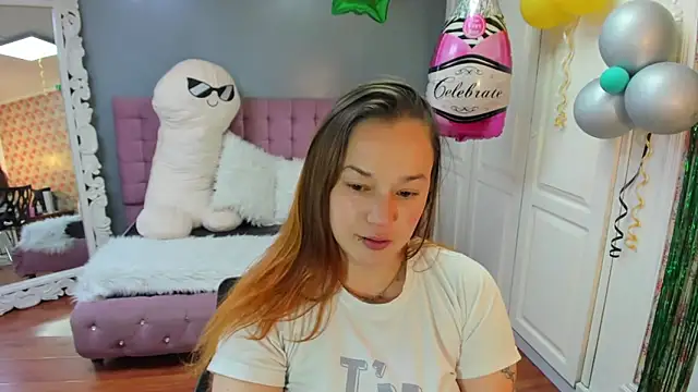 Tammy parker  online show from 10/06/25, 02:24