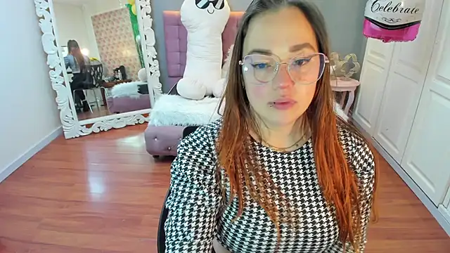 Tammy parker  online show from 10/02/25, 04:27