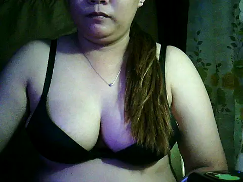 yuana25 online show from 10/09/25, 11:22