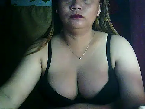 yuana25 online show from 04/05/26, 08:21