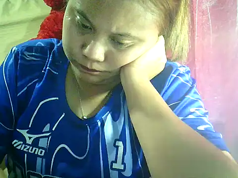 yuana25 online show from 04/12/26, 10:29