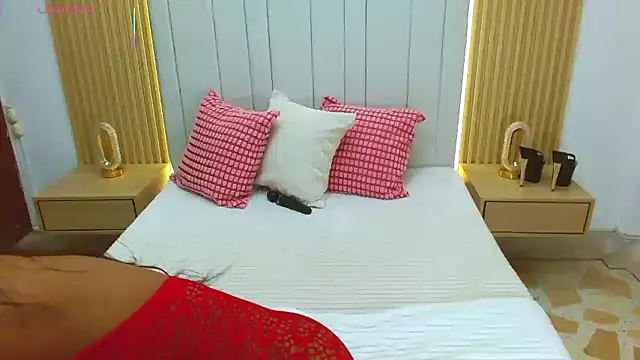 WildScarlet online show from 11/27/25, 12:38