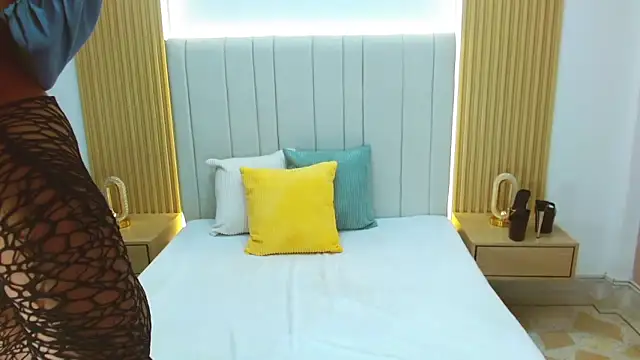 WildScarlet online show from 11/17/25, 12:53