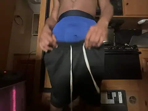 BigDro66666 online show from 04/21/26, 03:02