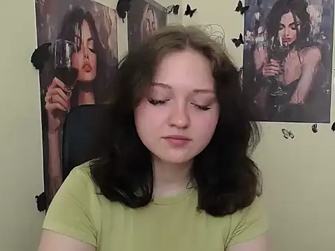 LadyAlice  online show from 05/08/26, 06:06