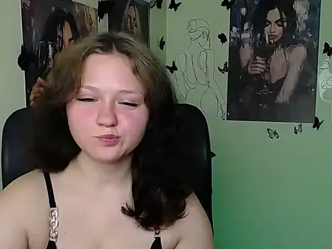 LadyAlice  online show from 06/29/26, 06:20