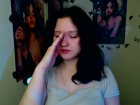 LadyAlice  online show from 11/05/25, 07:11