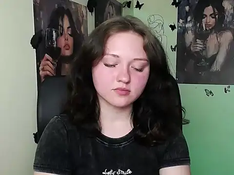 LadyAlice  online show from 05/27/26, 06:15