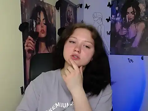LadyAlice  online show from 05/13/26, 06:09