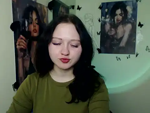 LadyAlice  online show from 02/09/26, 06:50