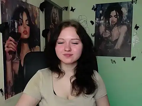 LadyAlice  online show from 04/01/26, 05:42