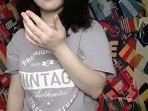 LadyAlice  online show from 05/15/26, 06:11