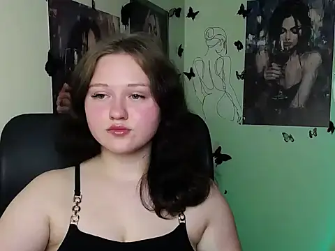 LadyAlice  online show from 06/17/26, 06:07