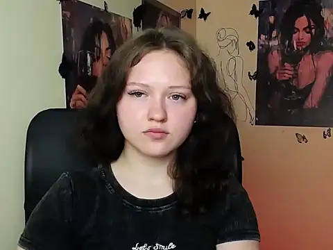 LadyAlice  online show from 06/19/26, 06:08