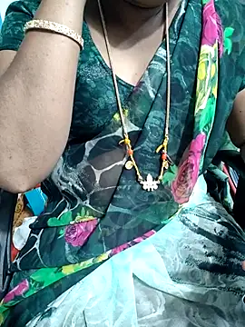 Snapshot of lolida69thamil chatting on 10/05/25, 12:40 lolida69thamil online show from 10/05/25, 12:40