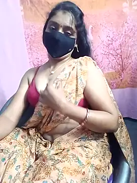 hotsana79 online show from 10/28/25, 07:24