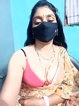 hotsana79 online show from 12/04/25, 07:35