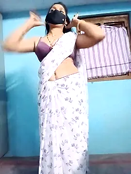 hotsana79 online show from 11/23/25, 05:45