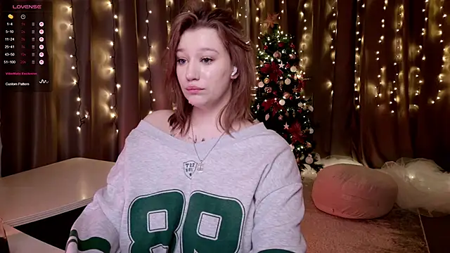 Morvelyn online show from 12/21/25, 02:19