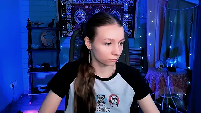 JulieDaniel online show from 02/19/26, 04:20