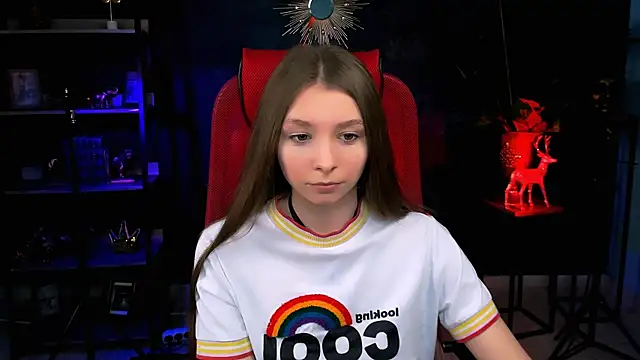 Snapshot of JulieDaniel chatting on 04/09/26, 06:30 JulieDaniel online show from 04/09/26, 06:30