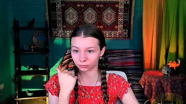 JulieDaniel online show from 11/27/25, 04:13