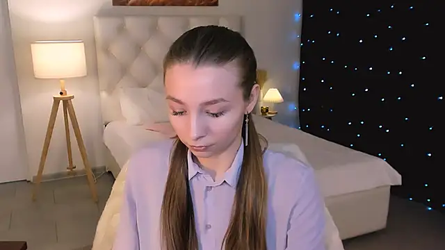 JulieDaniel online show from 02/11/26, 04:12