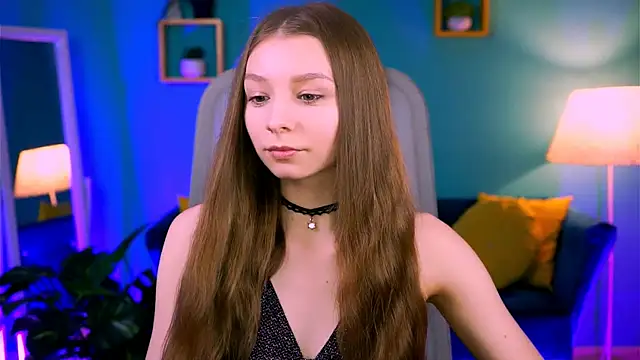 Snapshot of JulieDaniel chatting on 03/19/26, 04:23 JulieDaniel online show from 03/19/26, 04:23