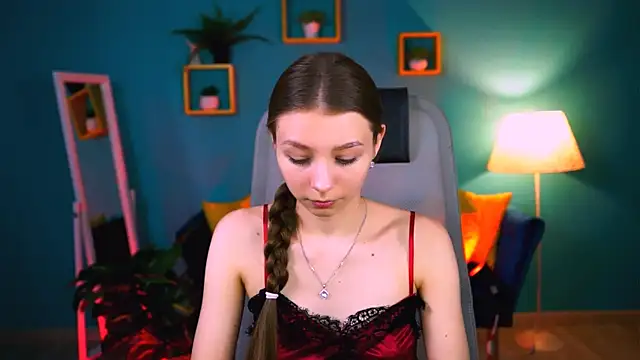 Snapshot of JulieDaniel chatting on 03/06/26, 04:29 JulieDaniel online show from 03/06/26, 04:29