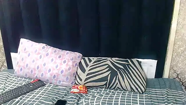 Snapshot of SexyChantyBabe25 chatting on 07/08/26, 02:35 SexyChantyBabe25 online show from 07/08/26, 02:35