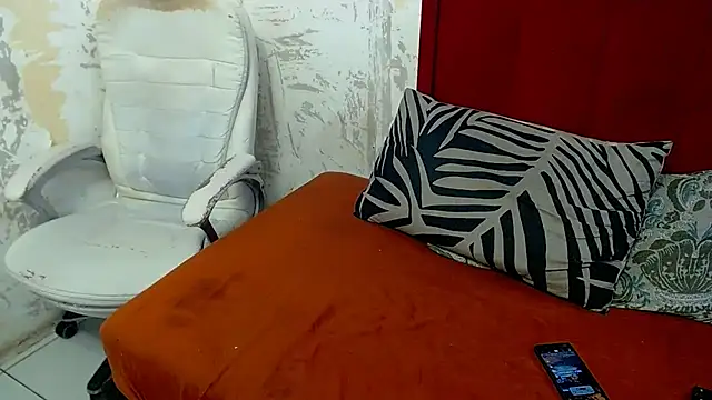 Snapshot of SexyChantyBabe25 chatting on 04/26/26, 09:23 SexyChantyBabe25 online show from 04/26/26, 09:23