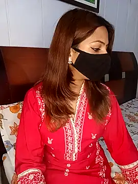 Snapshot of Hot_malika19 chatting on 10/27/25, 07:53 Hot malika19 online show from 10/27/25, 07:53