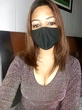 Snapshot of Hot_malika19 chatting on 11/23/25, 06:34 Hot malika19 online show from 11/23/25, 06:34