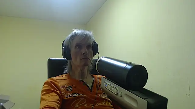 k74robert online show from 12/02/25, 10:55