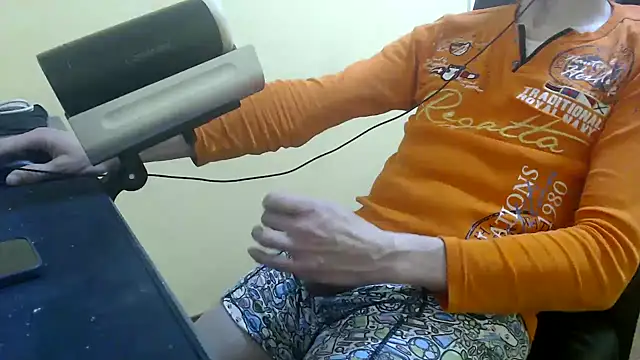 k74robert online show from 11/22/25, 11:53