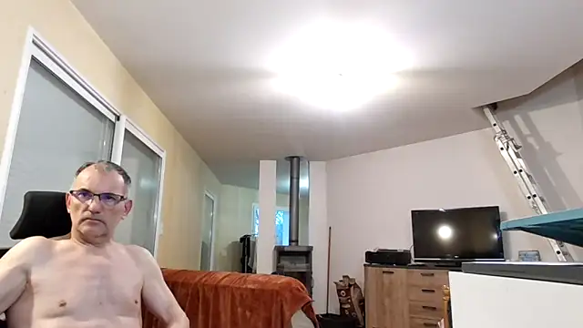 Yanncito1970 online show from 03/10/26, 06:28