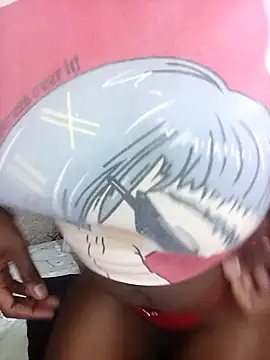 DarkBerryDiamond255 online show from 09/12/25, 07:57