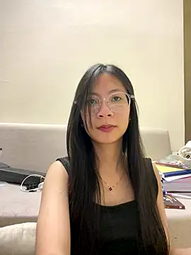 Lil-Gi online show from 12/21/25, 03:25