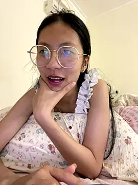 Lil-Gi online show from 11/08/25, 05:05